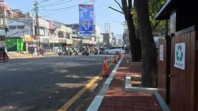 Ornamen Sunda Trotoar Sukajadi Tuai Beragam Tanggapan