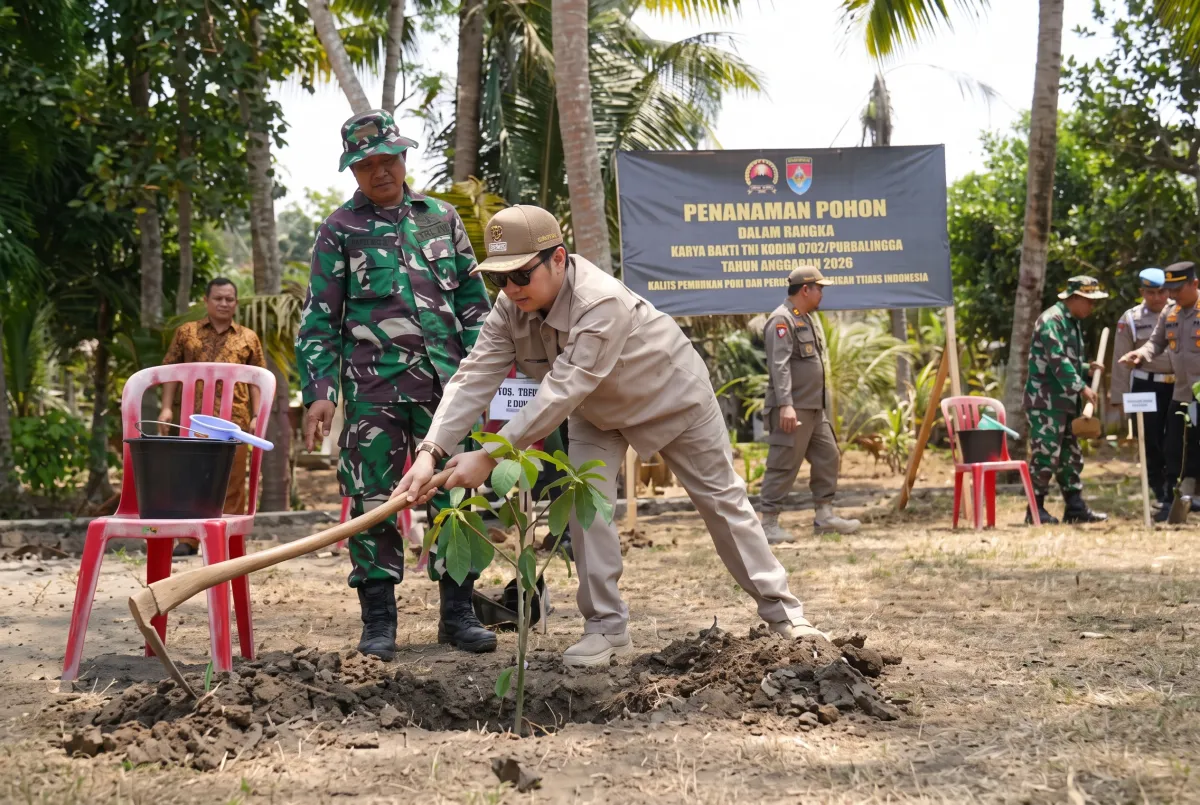 (Plt) Bupati Cilacap Ammy Amalia Fatma Surya